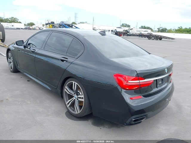 WBA7F0C56GGL99287 BMW 750i
