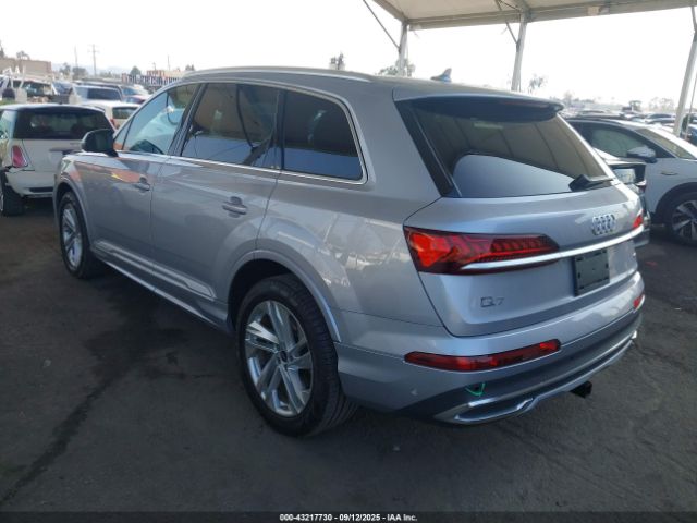 2022 AUDI Q7 WA1LXBF71ND022608 Photo 2