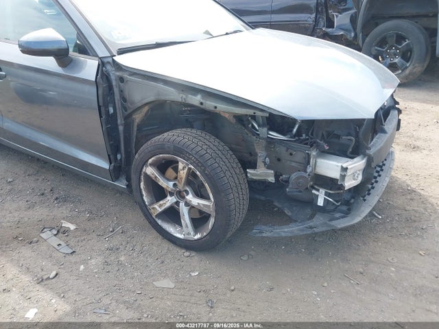 Audi S3 2015 WAUBFGFFXF1134431 Image 18