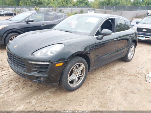 2017 PORSCHE MACAN WP1AB2A52HLB15549 Photo 1