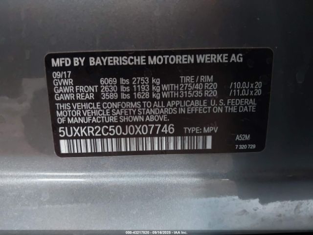 2018 BMW X5 5UXKR2C50J0X07746 Photo 8