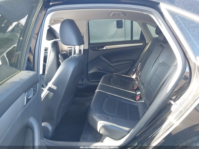 Volkswagen Passat 2015 1VWBV7A34FC041277 Image 8