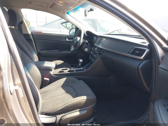 5XXGT4L32JG266588 KIA gdi