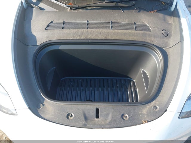 2023 TESLA MODEL Y 7SAYGAEEXPF589727 Photo 9