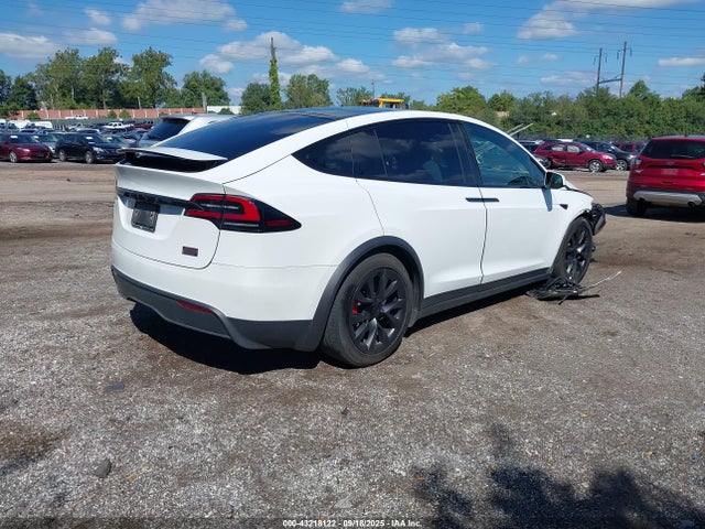 2023 TESLA MODEL X 7SAXCBE69PF429215 Photo 3