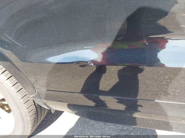 2017 AUDI Q3 WA1JCCFS6HR000401 Photo 5