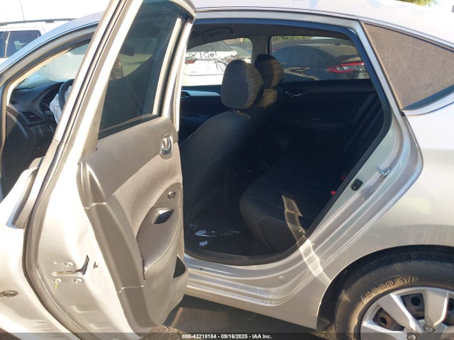 3N1AB7AP4KY270038 Nissan Sentra