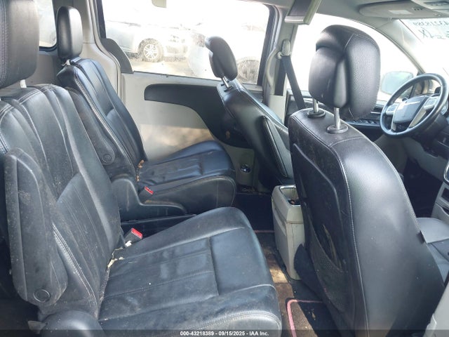 2C4RC1BGXER381299 Chrysler Town and Country