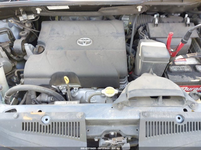 5TDZK3DC4FS674729 Toyota Sienna L 7 Passenger