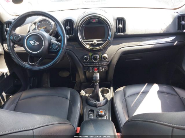 2017 MINI COUNTRYMAN WMZYS7C33H3B62732 Photo 4