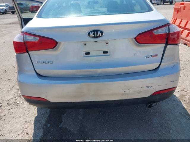 KIA Forte 2014 KNAFX4A85E5049185 Image 6