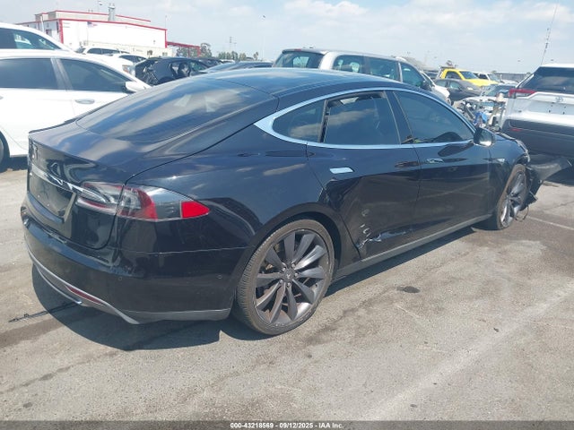 2015 TESLA MODEL S 5YJSA1H25FF094064 Photo 3