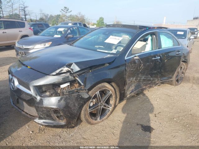 2022 MERCEDES-BENZ A 220 W1K3G4FB4NJ351803 Photo 1