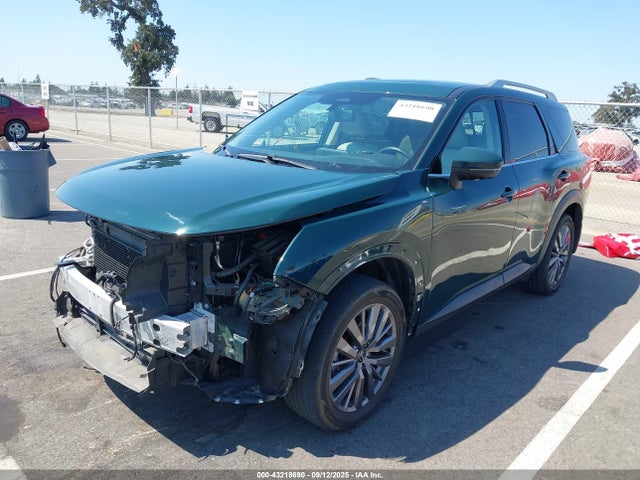 Nissan 2022 2022 5N1DR3CB4NC267570 Image 2