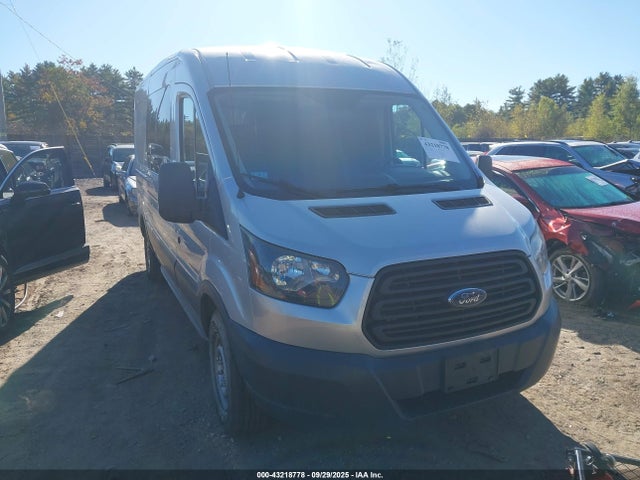 Ford 2015 2015 1FTNR2CG5FKA26882 Image 12