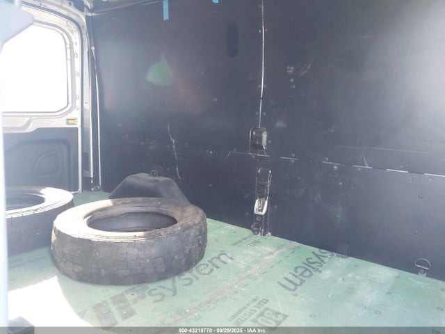 Ford 2015 2015 1FTNR2CG5FKA26882 Image 8
