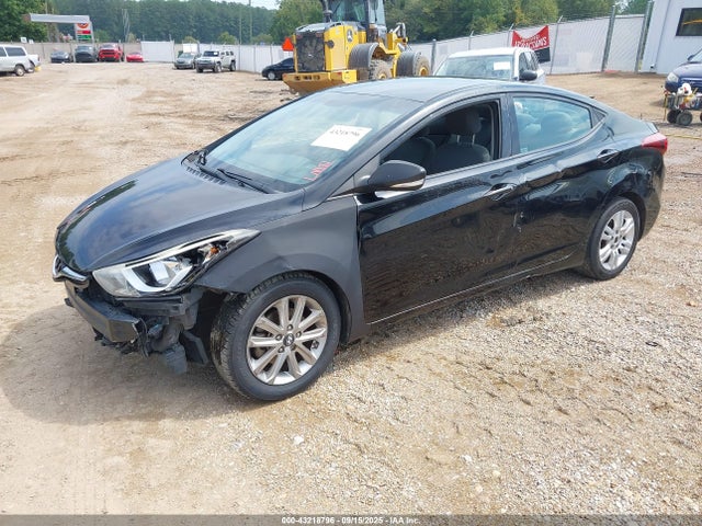 Hyundai dohc mpi nu 2015 5NPDH4AE5FH610001 Image 2