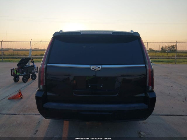 1GYS3SKJ7FR598328 Cadillac Escalade Esv Luxury