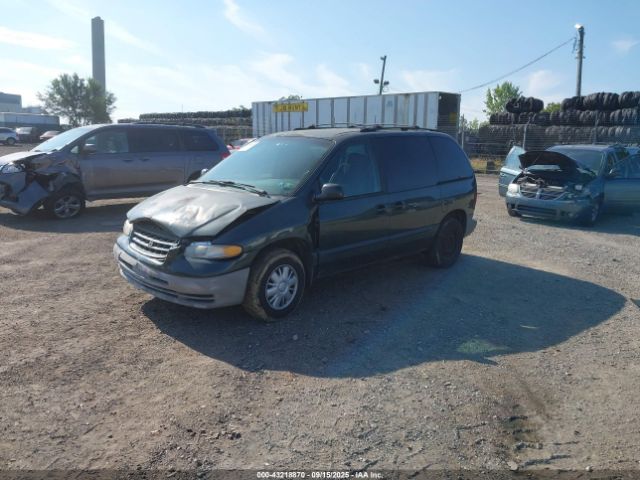 2000 CHRYSLER VOYAGER 2C4GJ45R4YR810551 Photo 1