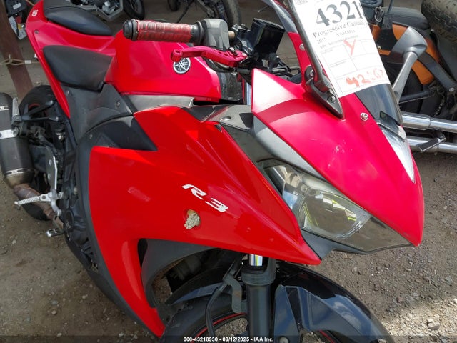 MH3RH06Y6FK008468 Yamaha 2015