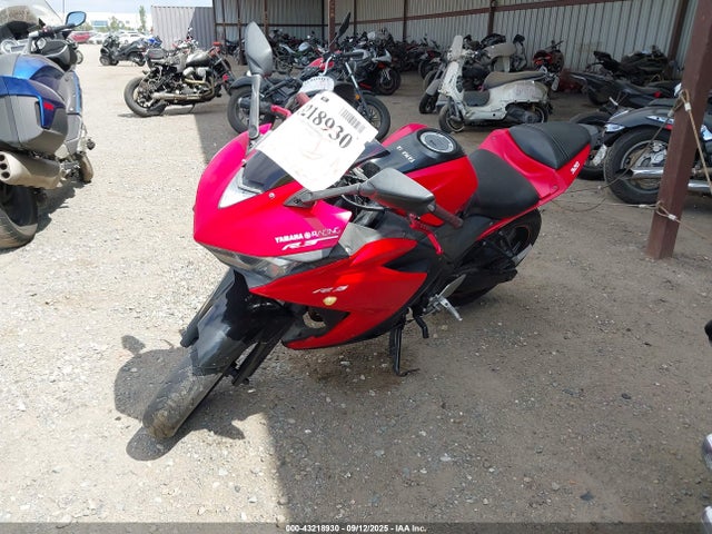 MH3RH06Y6FK008468 Yamaha 2015