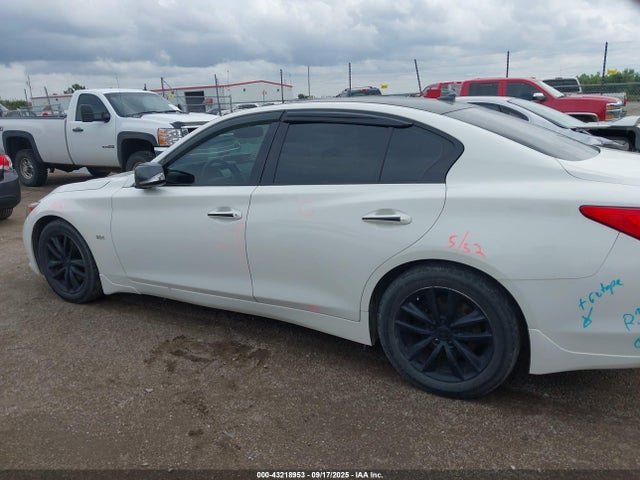 JN1EV7AR2HM835599 Infiniti Q50