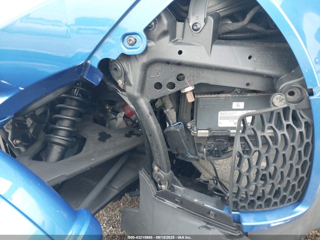 2BXNBDD26KV002774 Can-Am 1330 Ace