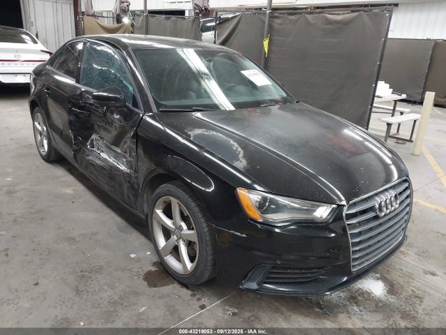 2016 AUDI A3 WAUA7GFF0G1008959 Photo 0