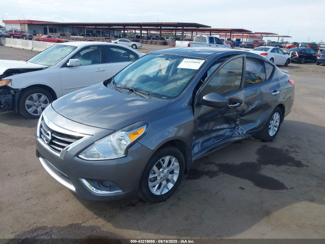 Nissan 2016 2016 3N1CN7AP2GL861036 Image 2