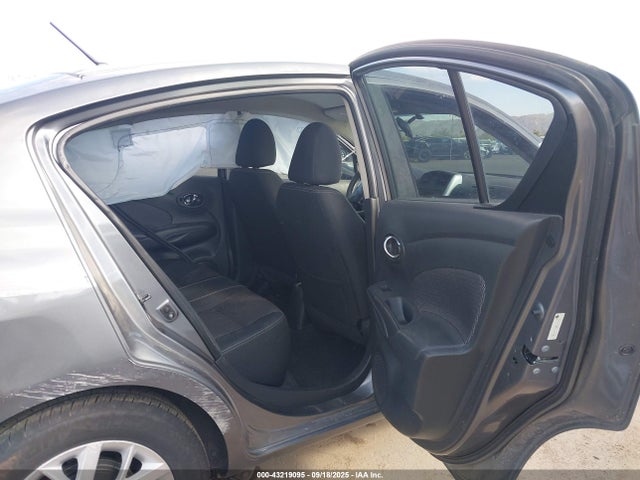 Nissan 2016 2016 3N1CN7AP2GL861036 Image 8