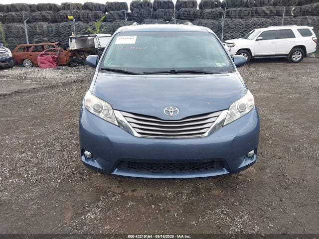 5TDYZ3DC2HS868749 Toyota 2gr-fks