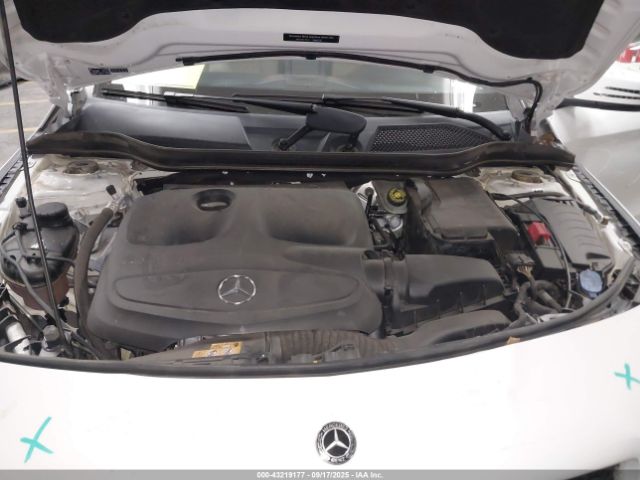 2019 MERCEDES-BENZ CLA 250 WDDSJ4EB2KN744010 Photo 9