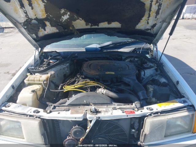 1992 MERCEDES-BENZ 190 WDBDA28D6NF955504 Photo 9