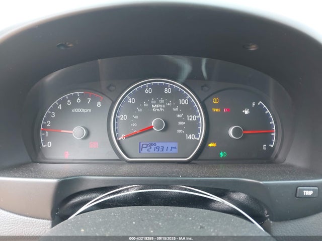 2010 HYUNDAI ELANTRA KMHDU4AD4AU112725 Photo 6