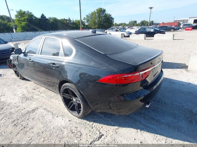 2016 JAGUAR XF SAJBD4BV9GCY11013 Photo 2