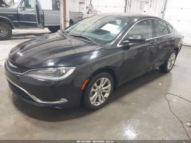 Chrysler 200 2015 1C3CCCAB7FN694241 Image 2
