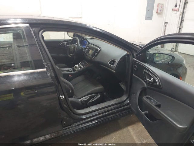 Chrysler 200 2015 1C3CCCAB7FN694241 Image 5