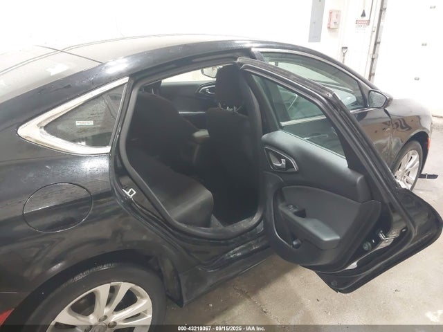 Chrysler 200 2015 1C3CCCAB7FN694241 Image 8
