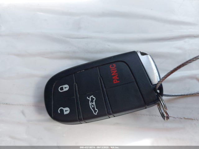 Chrysler 2016 2016 1C3CCCAB7GN171996 Image 11