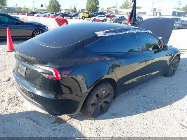 2024 TESLA MODEL 3 5YJ3E1EA0RF738708 Photo 3