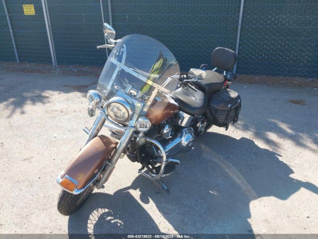 2014 HARLEY-DAVIDSON FLSTC 1HD1BWV17EB025684 Photo 1