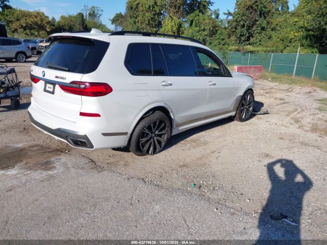 2020 BMW X7 5UXCX6C08L9C55455 Photo 3