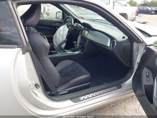 2013 SUBARU BRZ JF1ZCAC11D1606356 Photo 4