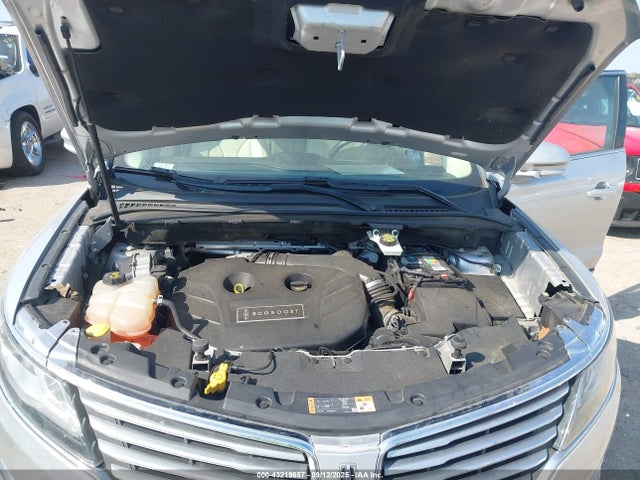 Lincoln MKC 2015 5LMCJ1A97FUJ05223 Image 22