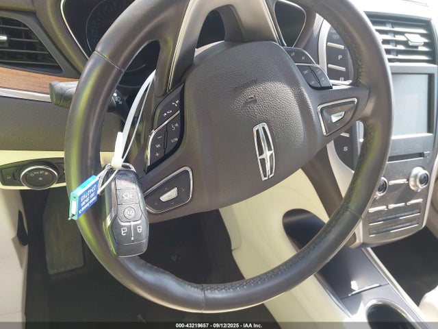 Lincoln MKC 2015 5LMCJ1A97FUJ05223 Image 23