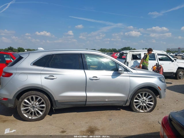 Lincoln MKC 2015 5LMCJ1A97FUJ05223 Image 25