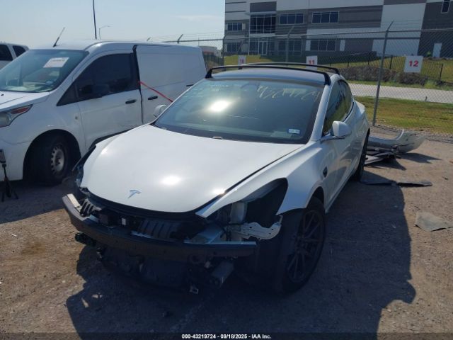 2018 TESLA MODEL 3 5YJ3E1EB0JF115635 Photo 1