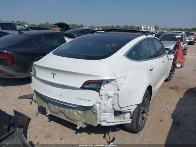 2018 TESLA MODEL 3 5YJ3E1EB0JF115635 Photo 3