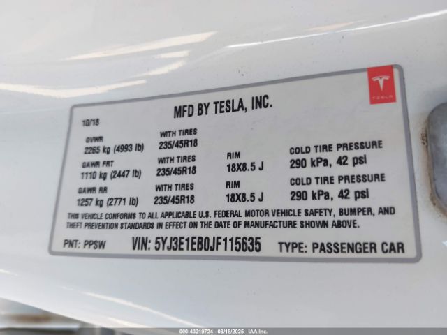 2018 TESLA MODEL 3 5YJ3E1EB0JF115635 Photo 8