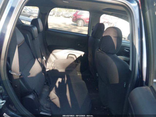 2010 MITSUBISHI OUTLANDER JA4JT5AX2AZ014185 Photo 7